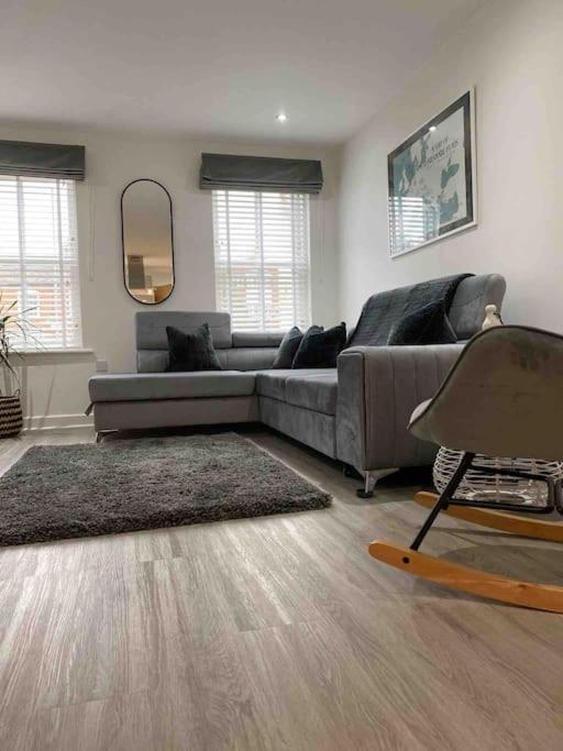 Luxury Town Centre Apartment Walking Distance To Rsc Theatre ستارتفورد أبون آفون المظهر الخارجي الصورة